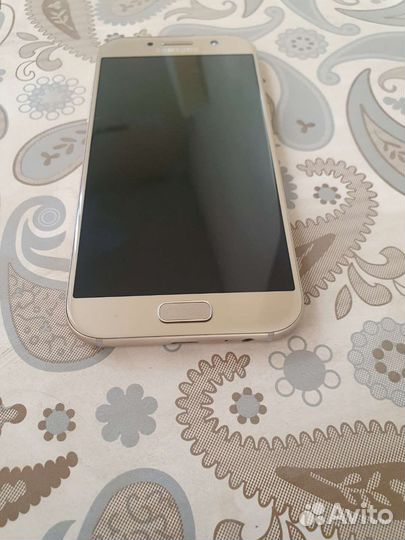 Телефон Samsung galaxy a5 2017