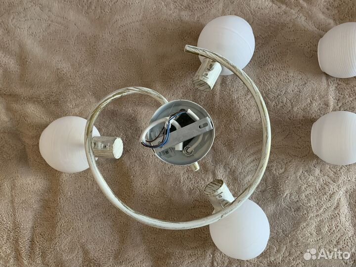 Люстра потолочная и 2 бра