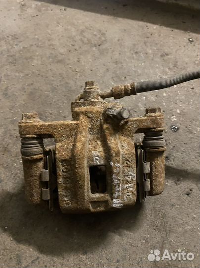 Суппорт задний правый chevrolet lacetti