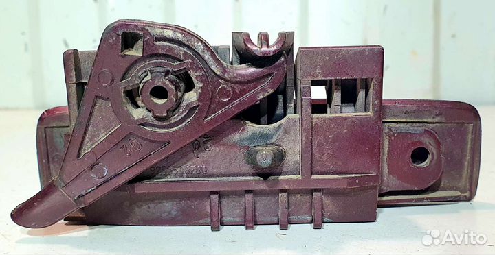 Ручка наружная левая Peugeot 405