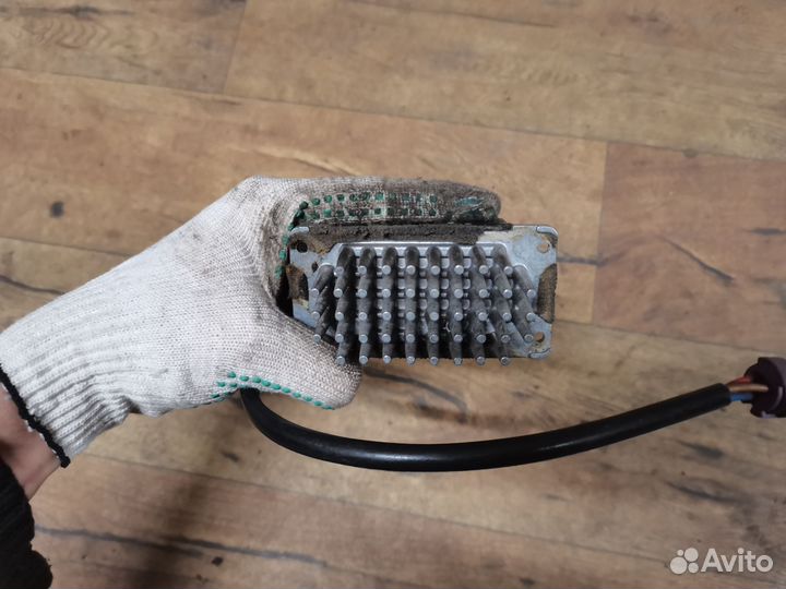 Резистор отопителя Audi A6 C5