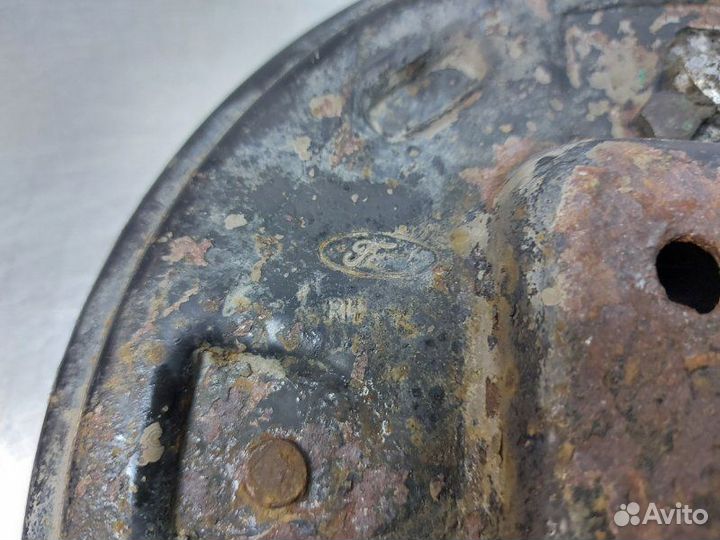 Тормозной механизм задний правый Ford Fusion CBK