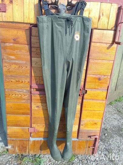 Резиновый комбинезон для рыбалки