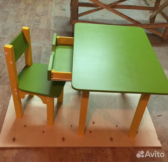 Стол и стул для детей
