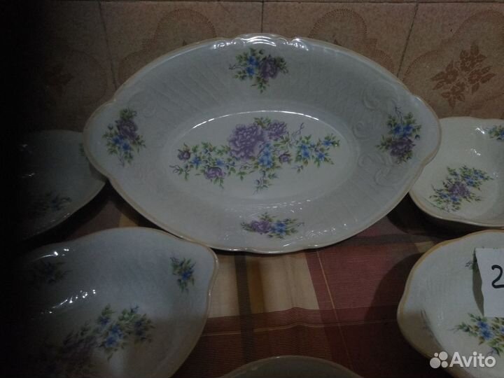 Блюдо сервировочное из СССР фарфор, роспись