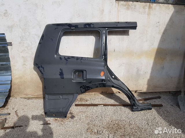 Крыло зад прав Mitsubishi Pajero 3 новое оригинал