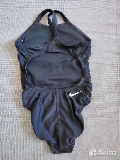 Купальник Nike