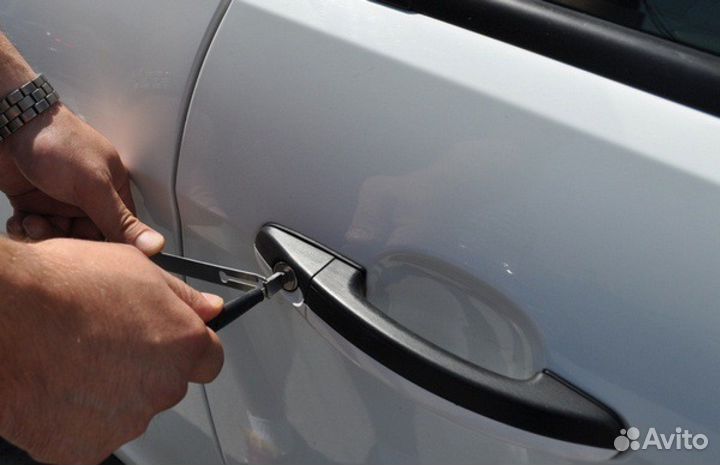 Вскрытие замков автомобилей