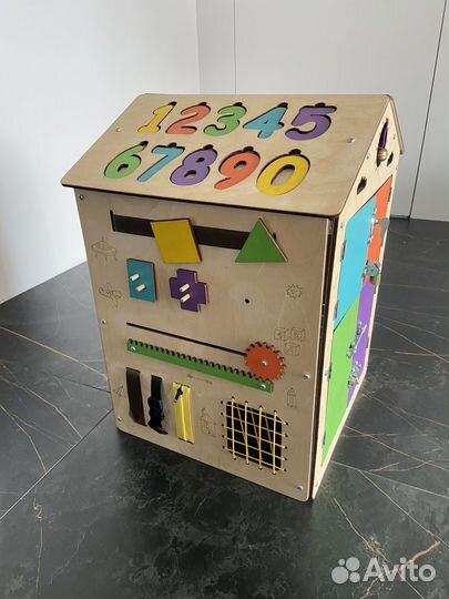 Бизиборд бизидом