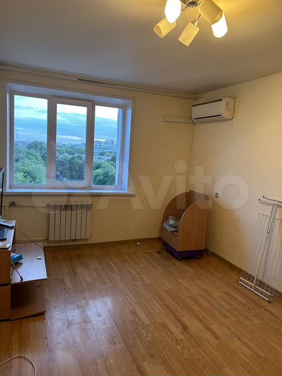 Комната 19 м² в 2-к., 8/9 эт.