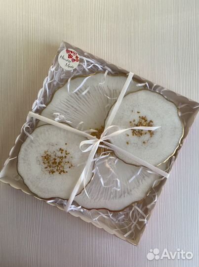 Сервировочная доска с эпоксидной смолой