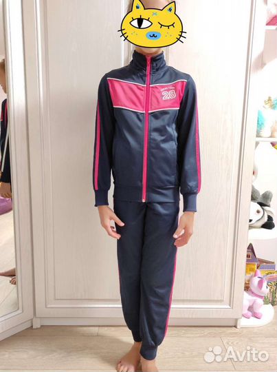 Спортивный костюм