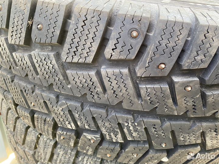 Continental Vanco 225/75 R16