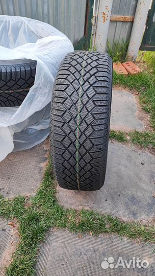 Continental ContiVikingContact 7 SUV 215/55 R18 99T