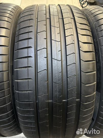 Pirelli P Zero 315/35 R20 и 275/40 R20