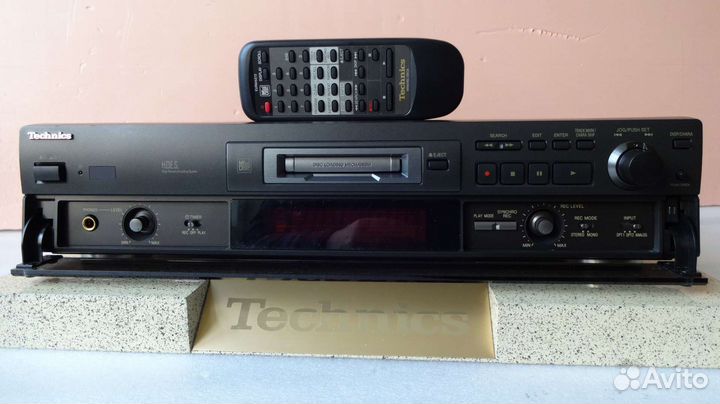 Минидисковая дека Technics SJ-MD150