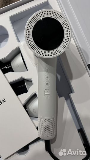 Фен remez S+ с 4 насадками белый