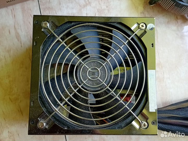 Блок питание 650w HKC