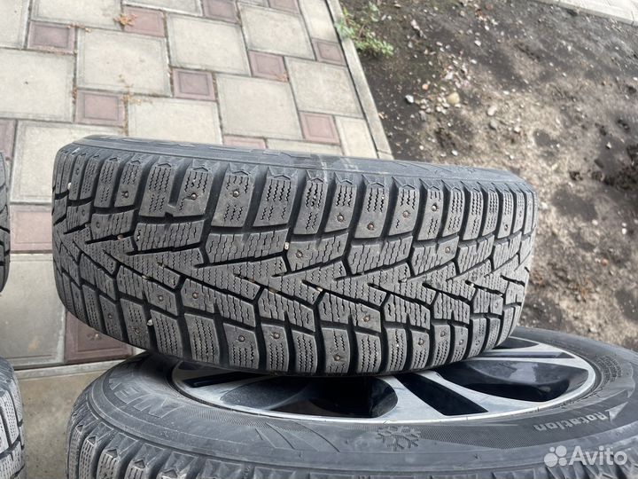 Зимняя резина с дисками 205/55 r16