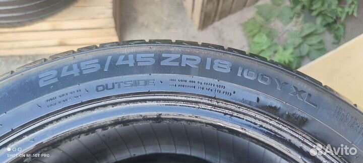 Nokian Tyres Hakka Black 245/45 R18 100Y