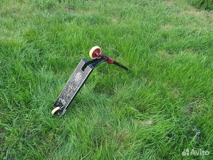 Трюковой самокат