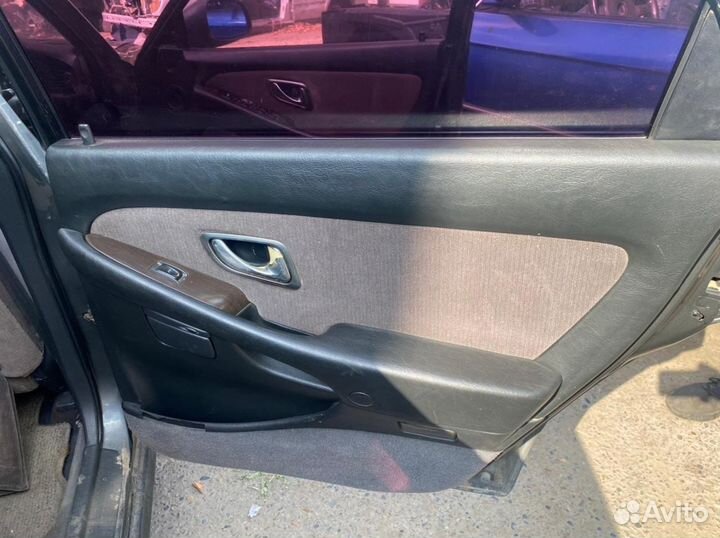 Дверные обшивки Mitsubishi Diamanté 1