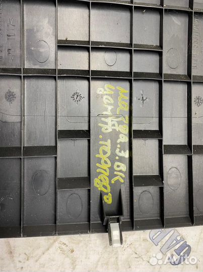 Рамка дефлектора торпедо Mazda 3