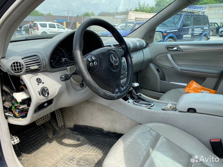 Автомобили на запчасти