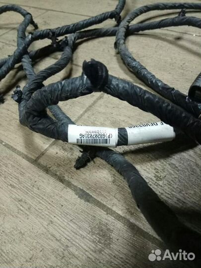 Проводка подкапотная Chrysler 200 2015 68207031AG