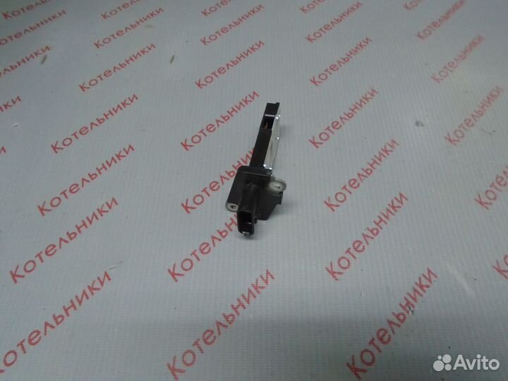 Nissan 22680-7S000 Датчик расхода воздуха