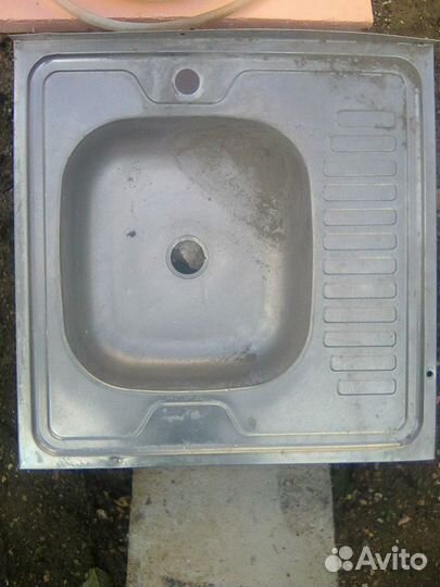 Раковины и поддоны