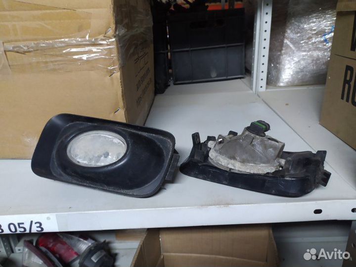 Противотуманная фара Honda Accord 7 CL K20Z