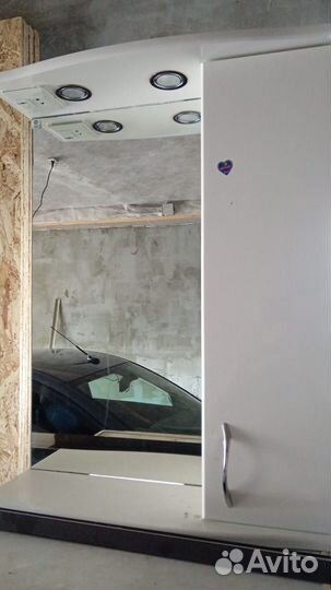 Продаю мебель в ванную комнату