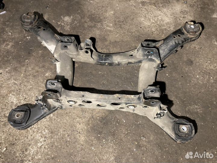 Балка задняя (Mercedes-Benz M-class W166)