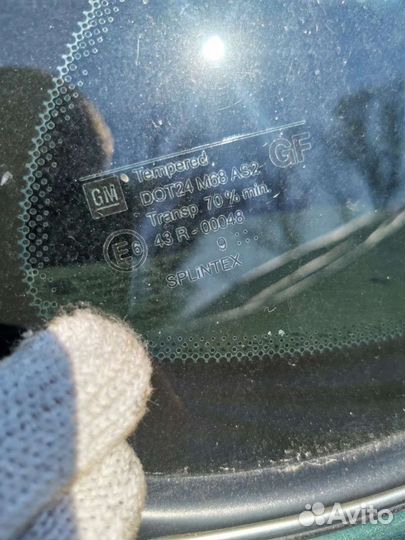 Форточка правая opel vectra b седан