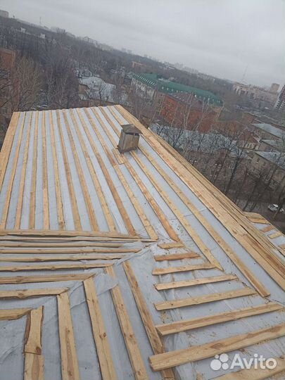 Бригада строителей