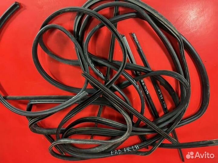 Уплотнитель двери, Стекла, Бархотка Skoda Fabia 2