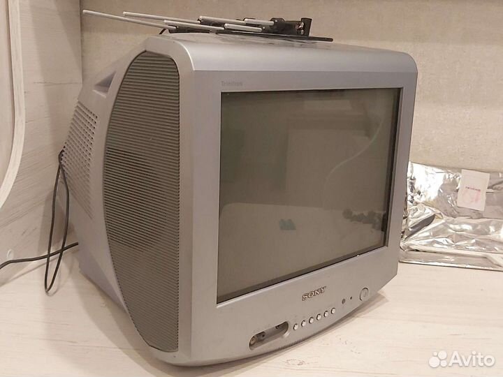 Телевизор Sony trinitron