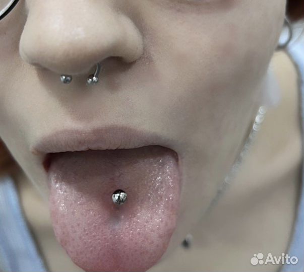 Прокол ушей и пирсинг