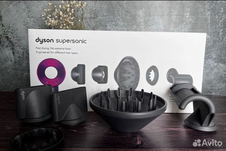 Фен Dyson Supersonic HD08 Новый
