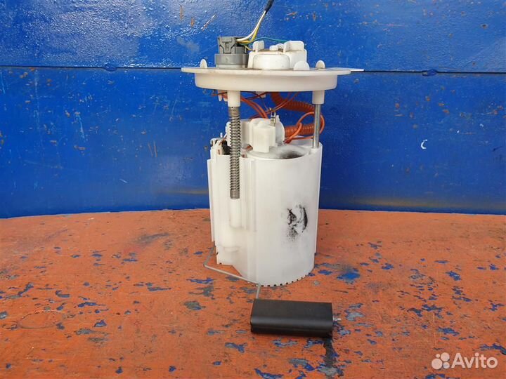 Бензонасос в сборе Ford Fiesta 6 USA 1,6 2012-2019