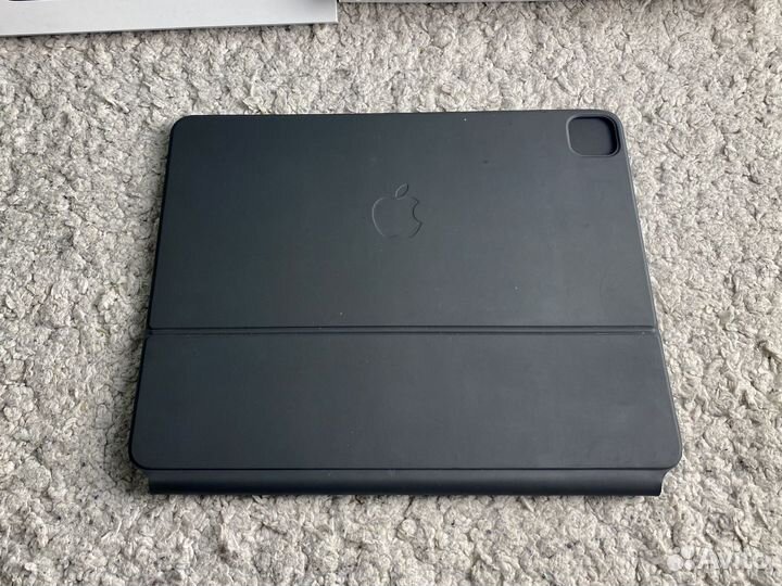 Apple Magic Keyboard 12.9