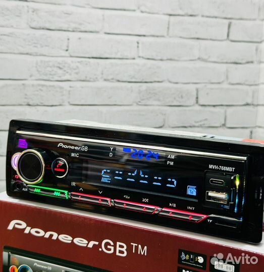 Магнитола Pioneer с Bluetooth Новая