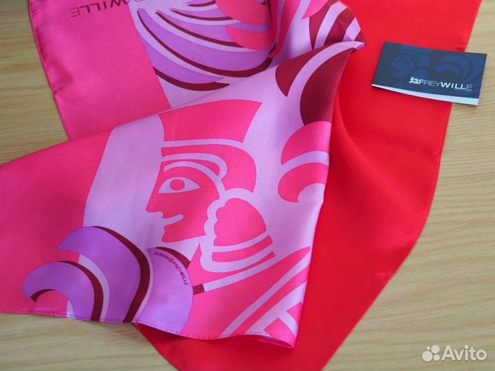 Платки женские Freywille