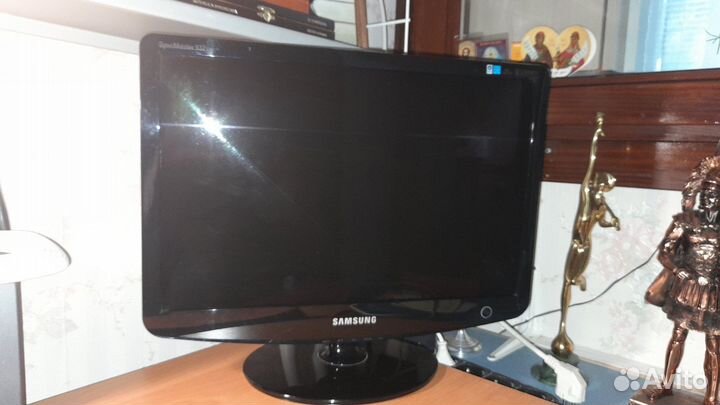Монитор Samsung