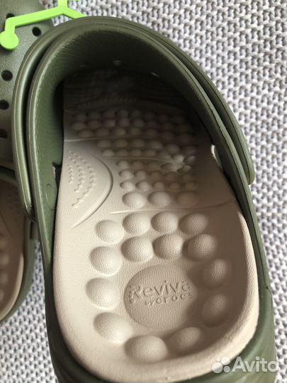 Crocs reviva clog