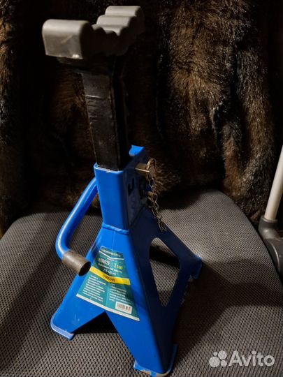 Подставка под машину 2 тонны