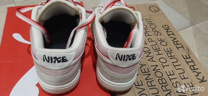 Кроссовки nike женские