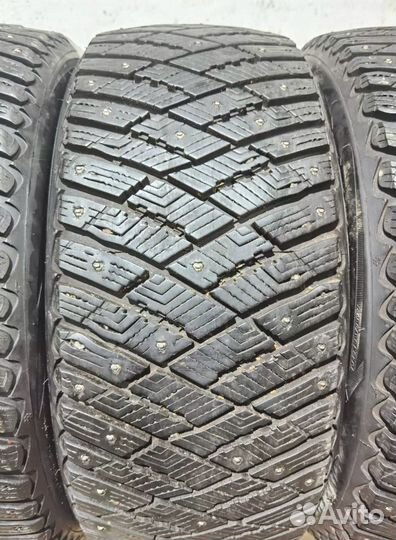 Goodyear Ultragrip Ice Arctic 205/50 R17 94T