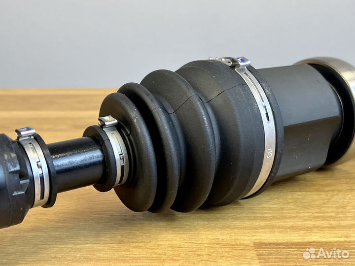 Приводной вал правый (привод) Ford Focus 2 1.6 1.8